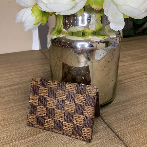 Authentic Louis Vuitton Damier Ebene Card Holder - Picture 3 of 10